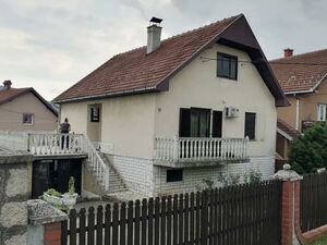 Family house for sale in Arandjelovac