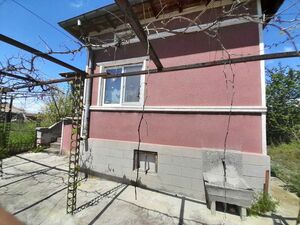  Cozy House 80m2, near Dobrich, 2 Bedrooms, Security system,