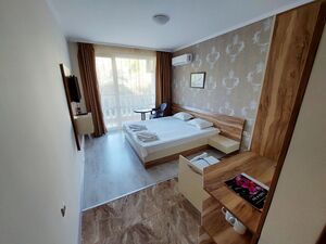 Furnished studio in a luxury complex a step away from the be