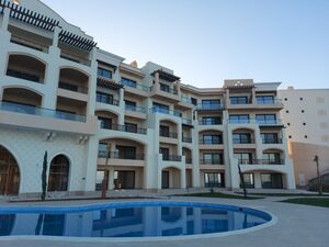  Apartment one bedroom 97Sqm sea view ready to move hurghada