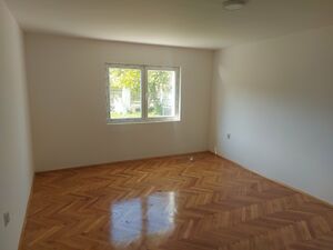 I am selling an apartment in Vrnjacka Banja