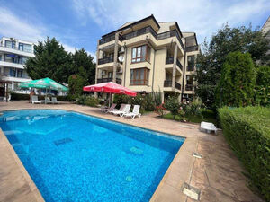 Sea and Pool view 1-bed apartment, Ravda Beach, Ravda