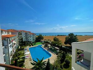 Apartment with 2 bedrooms, Pool and Sea view Rutland Beach