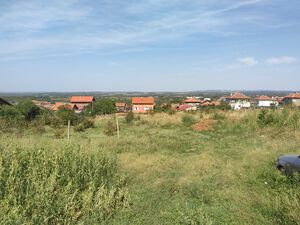Spacious plot of land with nice views located near big city
