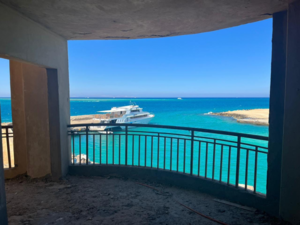  Apartment one bedroom 75 m sea view .private beach. Storia 