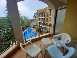 2-BED, 2-BATH apartment with pool view in Golden Dreams