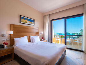 Apartment tow-bedroom sea view Ready to move at Hurghada
