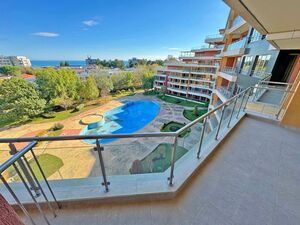 1-BED Apartment with Sea and Pool view in Peter House