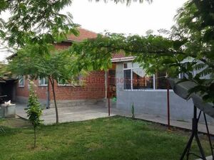 Renovated 1-storey House, furnished, summer kitchen, garage,