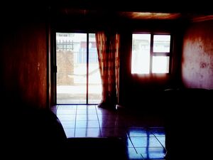 2 Bedroom 2 Garage house for Bargain Sale