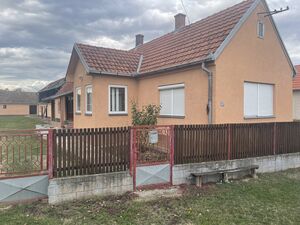 House in Bogatica near the thermal riviera