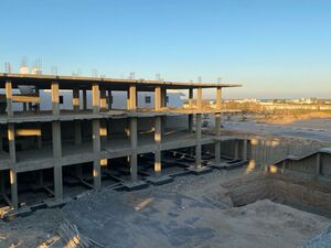 One bedroom70m with pool view with a 2 swimming pools