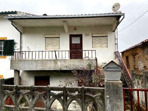 Bank Property, house with 2 floors in Póvoa, Góis