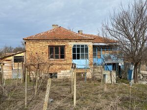 Cheap house in General Kiselovo, Varna area