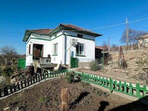  Lovely renovated 2-bed house with garden near Svishtov