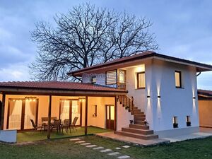 Luxury Bulgarian house in Elhovo Stara Zagora close to lakes