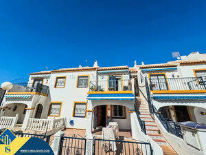 Second-floor bungalow with communal swimming pool, in the pr