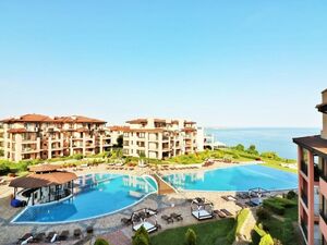 Pool view 2-bedroom apartment in Kaliakria Resort, Kavarna