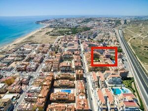 Property in Spain. Apartment close to beach in La Mata