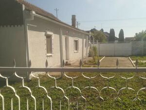 I am selling a house in Jermenovci