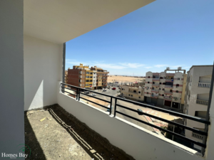 2 bedrooms apartment to custom - close to the beach