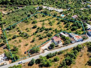 Rustic land in Santa Bárbara de Nexe