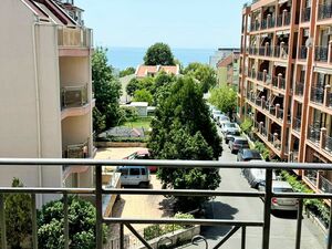 Apartment with one bedroom and sea view in Siana 4, Sveti Vl