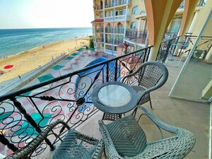2-Bedroom Apartment with Panoramic Sea Views, Atrium Elenite