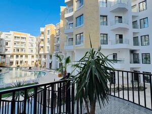  Two Bedroom Apartment 81m Sea View