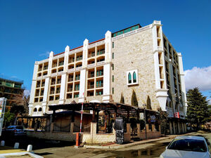 One-Bedroom Furnished Apartment for Sale in Babylon 
