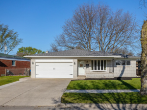 Move right into this beautiful 3-bedroom