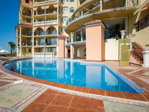 First Line 1-Bedroom Apartment Atrium Beach, Elenite