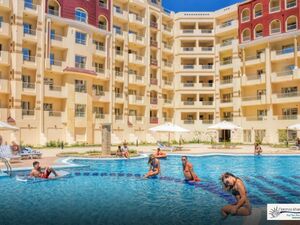  Studio 34m Pool View in Down Town