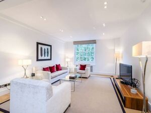 Fully furnished one bedroom flat in London
