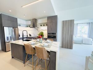 Luxury 3 Bedroom Italian Finish Beachfront Condo