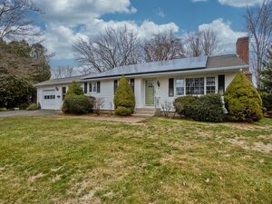 3bed in Agawam, MA $1100 for rent