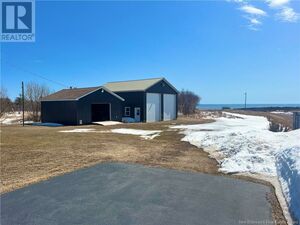 Waterfront property in New Brunswick Canada - Furnished