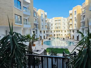 Ready to Move 2-Bedroom Apartment with 40% Discount 