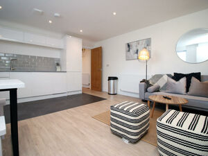 Amazing studio to rent in Claverton Street, Pimlico SW1V