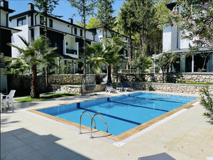 Fully Furnished Triplex Villa with Panoramic Mountain Views 