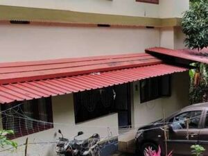 A house in 15cent land at Chemperi Kannur for sale