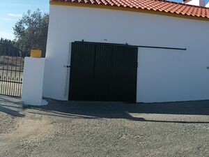 Portugal: 2 Houses + Land – Renovation & Rental Potential
