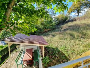 3-Bedroom House + 1-Room Guest House & Pool | 18 km to Primo
