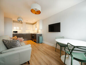 Lovely one bedroom to rent in Kingsley Walk, Cambridge CB5