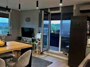 Owner! NEW furnished apartment with parking space, modern de