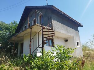 Two-storey villa for sale near the town of Yambol