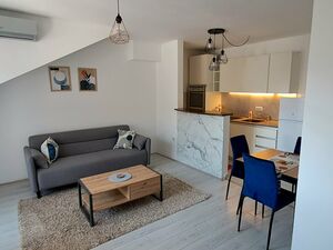 RARELY ON OFFER! An apartment with a beautiful terrace just 