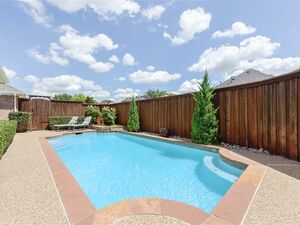 4 bed 2 bath 2,104 sq ft 10105 Hunter Run, Frisco, TX 75035