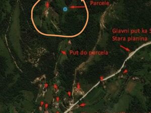 Building land in the village of Crni Vrh on Babin Zub