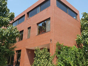 Villa 474 sqm,2500sqm land, lake & forest frontage